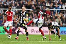 Soi k&egrave;o phạt g&oacute;c Arsenal vs Newcastle, 3h00 ng&agrave;y 8/1