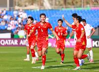 U23 Việt Nam s&aacute;ng cửa sớm gi&agrave;nh v&eacute; v&agrave;o tứ kết giải U23 ch&acirc;u &Aacute;
