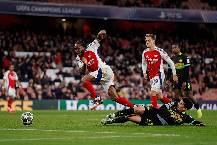 Soi k&egrave;o phạt g&oacute;c Arsenal vs Real Madrid, 2h00 ng&agrave;y 9/4