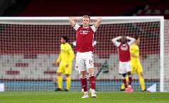 Arsenal bị loại khỏi c&uacute;p C2 ch&acirc;u &Acirc;u, cuộc đua top 4 NHA c&agrave;ng th&ecirc;m n&oacute;ng b&oacute;ng