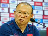 HLV Park Hang-seo bực tức giới truyền th&ocirc;ng khi 'xuy&ecirc;n tạc' danh s&aacute;ch ĐTQG