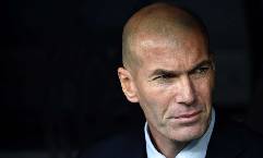 Zinedine Zidane c&acirc;n nhắc từ chức sau khi Real Madrid bị loại khỏi C1