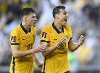 Đội h&igrave;nh ra s&acirc;n ch&iacute;nh thức UAE vs Australia, 1h ng&agrave;y 8/6