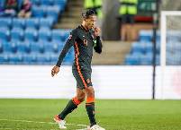 Đội h&igrave;nh ra s&acirc;n ch&iacute;nh thức H&agrave; Lan vs Thổ Nhĩ Kỳ, 1h45 ng&agrave;y 8/9