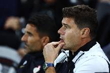 Pochettino: 'T&ocirc;i tin một chiếc xe, nhưng kh&ocirc;ng tin người l&aacute;i'