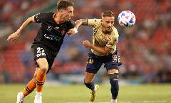 Ph&acirc;n t&iacute;ch k&egrave;o hiệp 1 Brisbane Roar vs Central Coast, 15h45 ng&agrave;y 10/2