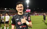 Muangthong United l&agrave;m s&aacute;ng tỏ tương lai Đặng Văn L&acirc;m