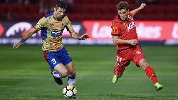 Soi k&egrave;o phạt g&oacute;c Newcastle Jets vs Adelaide, 15h45 ng&agrave;y 11/3
