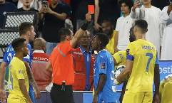HLV Al Nassr: &lsquo;Ronaldo bị thẻ đỏ v&igrave; đối thủ ăn vạ&rsquo;