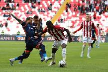 Soi k&egrave;o, dự đo&aacute;n Macao Istanbul vs Sivasspor 0h00 ng&agrave;y 11/10