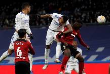 Soi k&egrave;o phạt g&oacute;c Real Madrid vs Valencia, 2h00 ng&agrave;y 12/1