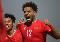 Nguyễn Xu&acirc;n Son &aacute;p đảo Supachok ở giải Tiền đạo xuất sắc nhất AFF Cup