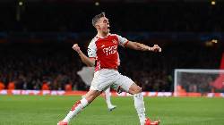 Arsenal may mắn tho&aacute;t thua trước Bayern Munich 