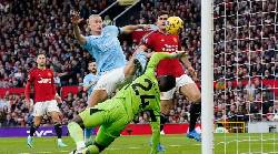 Soi k&egrave;o thẻ phạt MU vs Man City, 21h00 ng&agrave;y 10/8