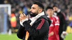 HLV Arne Slot cho ph&eacute;p Salah trở lại thi đấu với một điều kiện