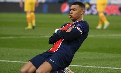 Kylian Mbappe ph&aacute; kỷ lục Champions League của Lionel Messi