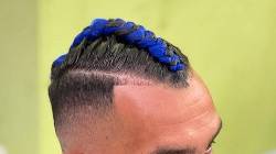 Carlos Tevez t&aacute;i xuất với m&aacute;i t&oacute;c kh&ocirc;ng đụng h&agrave;ng