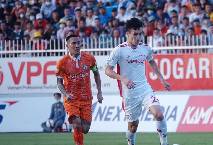 Video B&igrave;nh Định 0-1 Viettel: Ho&agrave;ng Đức lập si&ecirc;u phẩm đ&aacute; phạt