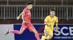 Video S&agrave;i G&ograve;n FC 1-0 Hồng Lĩnh H&agrave; Tĩnh: Chevaughn Walsh bỏ lỡ quả phạt 11 m&eacute;t