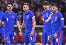 Đội h&igrave;nh ra s&acirc;n ch&iacute;nh thức Anh vs Italia, 1h45 ng&agrave;y 12/6