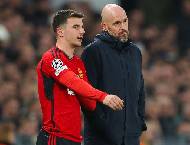 Ten Hag n&oacute;i thế n&agrave;y th&igrave; Mount c&ograve;n l&acirc;u mới được đ&aacute; ch&iacute;nh