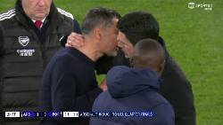 HLV Arsenal v&agrave; Porto c&atilde;i v&atilde; sau trận đấu