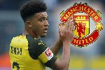 Jadon Sancho l&agrave;m nức l&ograve;ng fan MU bằng h&agrave;nh động uống nước