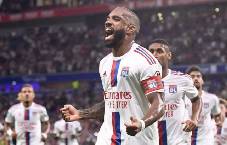 Nhận định, soi k&egrave;o Auxerre vs Lyon, 1h45  ng&agrave;y 14/4: 'Hồn' ở Old Trafford