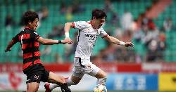 Nhận định, soi k&egrave;o Jeju United vs Pohang Steelers, 17h30 ng&agrave;y 13/7: L&agrave;m kh&oacute; đội đầu bảng