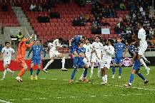 Chuy&ecirc;n gia Tony Ansell dự đo&aacute;n Azerbaijan vs Slovakia, 22h59 ng&agrave;y 14/10