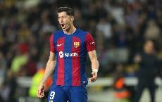 Lewandowski lập c&uacute; đ&uacute;p, giải cứu Barca
