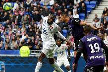 Soi k&egrave;o phạt g&oacute;c Toulouse vs Lyon, 02h00 ng&agrave;y 15/4