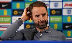 Southgate bất ngờ v&igrave; c&ocirc;ng thần Liverpool li&ecirc;n tục bị CĐV la &oacute;