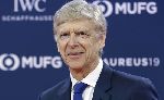 Arsene Wenger ch&iacute;nh thức &lsquo;t&aacute;i xuất giang hồ&rsquo;