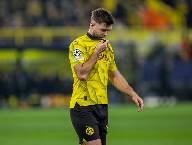 Dortmund c&ugrave;ng PSG chia điểm để dắt tay nhau đi tiếp