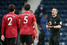 Harry Maguire: 'T&ocirc;i kh&ocirc;ng nghĩ trọng t&agrave;i lại bẻ c&ograve;i chống lại MU'