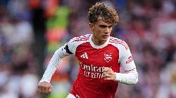 Sao trẻ Arsenal lập kỷ lục ghi b&agrave;n trẻ nhất lịch sử giải Ngoại hạng Anh