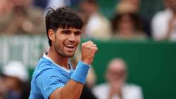 Alcaraz thắng thuyết phục trận ra qu&acirc;n Barcelona Open 2026