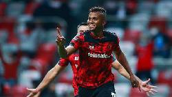 Soi k&egrave;o phạt g&oacute;c Cruz Azul vs Toluca, 8h05 ng&agrave;y 16/5