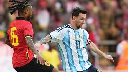 Messi lần đầu ti&ecirc;n ghi b&agrave;n ở ch&acirc;u Phi trong sự nghiệp