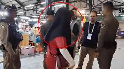 Quan chức Indonesia dự SEA Games 33 bị cảnh s&aacute;t t&oacute;m, trục xuất về nước