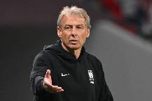 B&aacute;o H&agrave;n Quốc tập trung c&ocirc;ng k&iacute;ch HLV Klinsmann