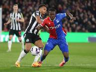 Si&ecirc;u m&aacute;y t&iacute;nh dự đo&aacute;n Newcastle vs Crystal Palace, 1h30 ng&agrave;y 17/4