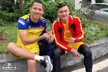 HLV Park Hang Seo d&agrave;nh sự quan t&acirc;m đặc biệt cho l&atilde;o tướng Anh Đức