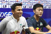 HLV Kiatisak: HAGL sẽ đ&aacute; đẹp trước H&agrave; Nội cho người Th&aacute;i thấy