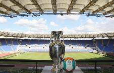 Rome x&aacute;c nhận đ&oacute;n kh&aacute;n giả v&agrave;o s&acirc;n tại VCK EURO 2021