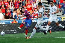 Ph&acirc;n t&iacute;ch k&egrave;o hiệp 1 Rakow vs Slavia Prague, 23h00 ng&agrave;y 18/8