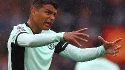 Silva 'tức tối' 3 đồng đội, Enzo bị sao Chelsea qu&aacute;t thẳng mặt