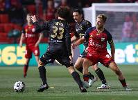 Soi k&egrave;o phạt g&oacute;c Adelaide vs WS Wanderers, 11h ng&agrave;y 19/2