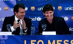 Chủ tịch Joan Laporta c&ocirc;ng khai hứa giữ Lionel Messi 